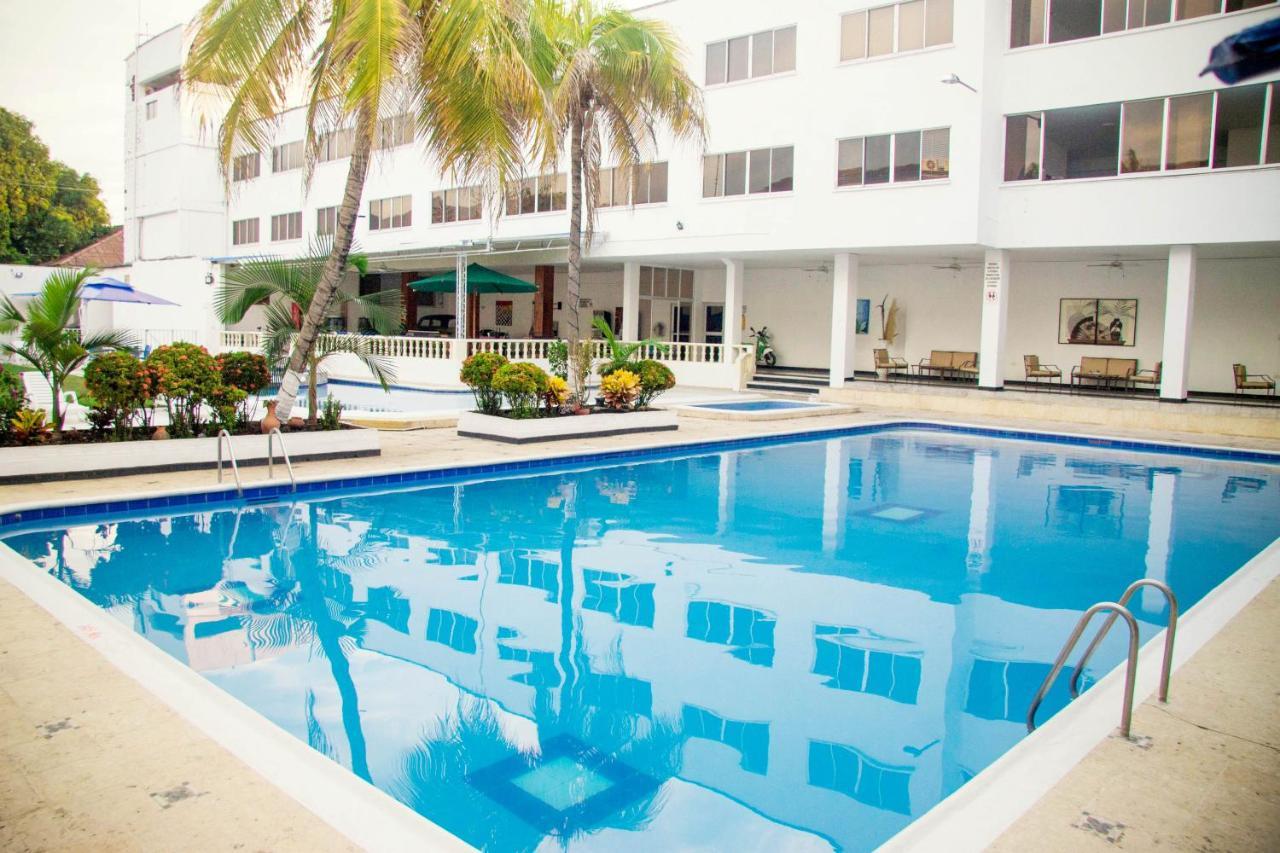 Hotel Mall Santana Del Rio Ла-Дорада Экстерьер фото